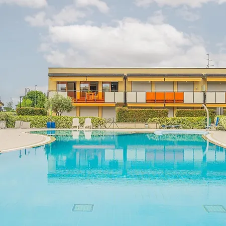 Hygge Family - One Step Away From The Lake!!! * Сирмионе