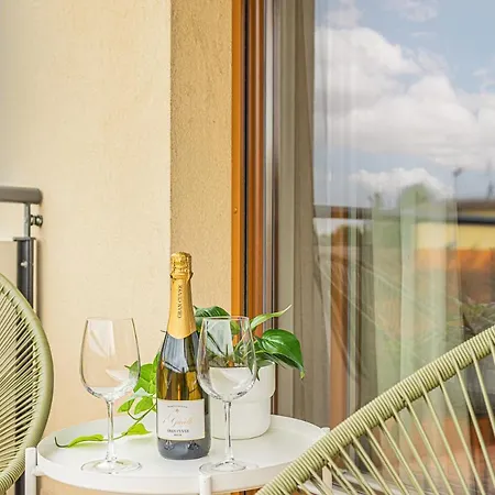 Hygge Family - One Step Away From The Lake!!! * Sirmione